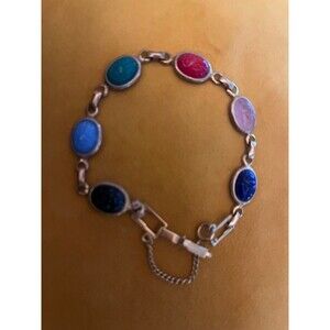 Midcentury MCM Carved Gemstone Egyptian Scarab Link Bracelet Goldtone